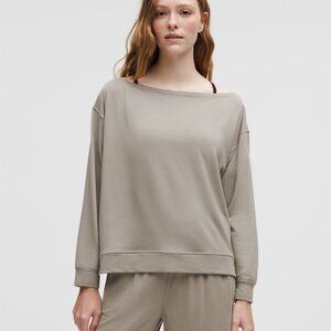 BeCalm Oversized Boatneck Long-Sleeve Shirt